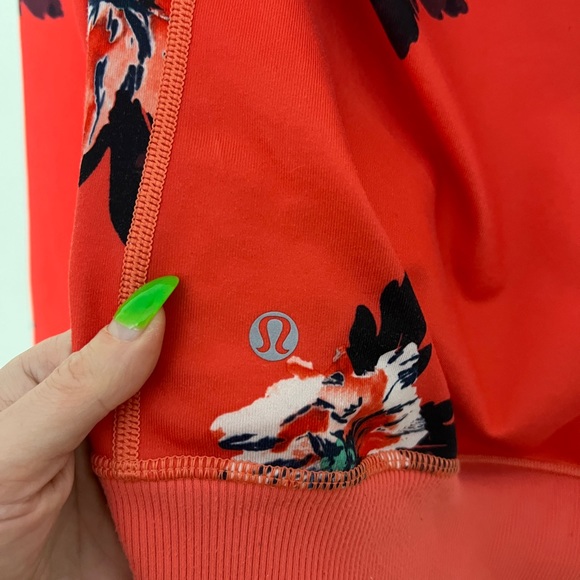 Lululemon Flower Zip Up - Size 4 - Picture 6 of 9